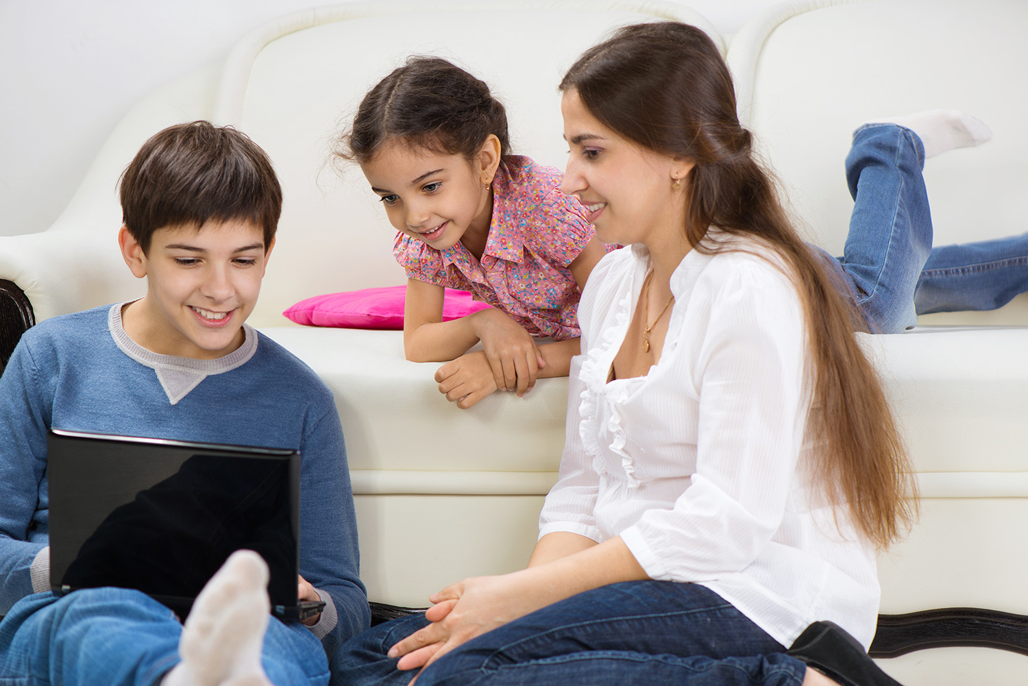 family starting online therapy together